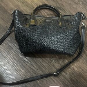 Chic Black Woven David Jones Satchel